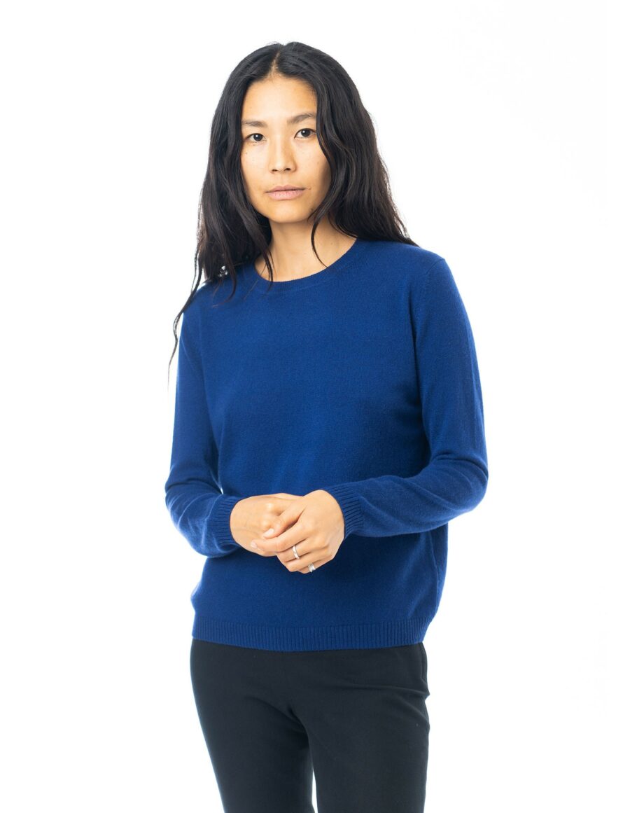 FEATHER Klein blue 900x1161 - Sweater FEATHER - Klein blue