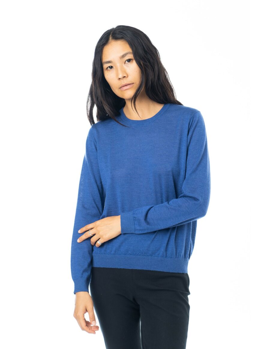 FINE Klein blue 900x1161 - Sweater FINE - Klein Blue